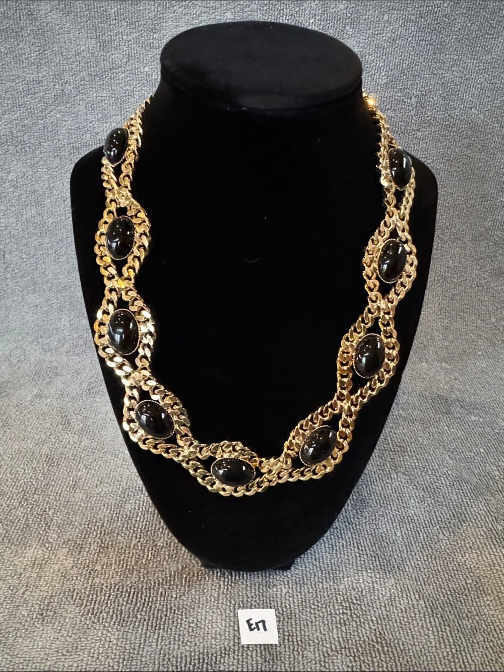 Unknown stunning vintage